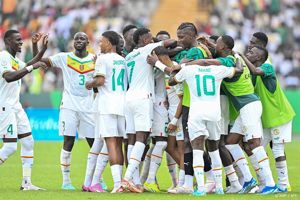 Titelverdediger Senegal begint Afrika Cup met ruime zege op Gambia