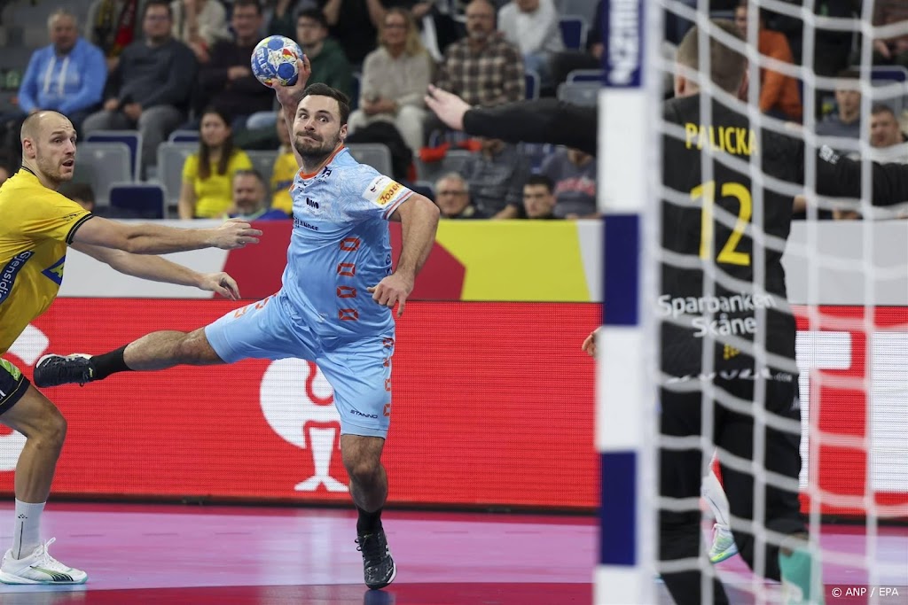 Handballers op EK nipt ten onder tegen titelverdediger Zweden