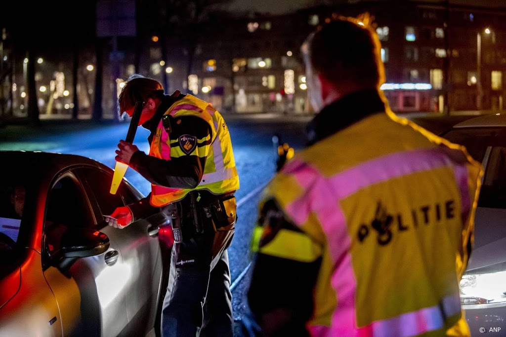 7383 boetes voor negeren avondklok, iets meer dan vorige week