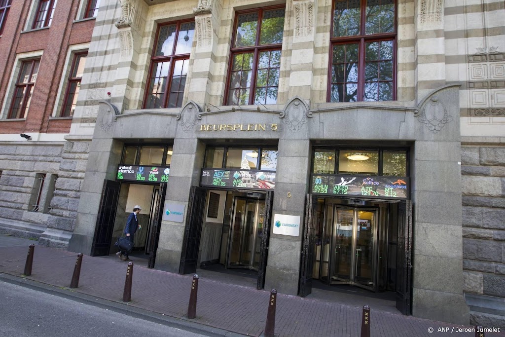 Aandacht voor Oekraïne en cijfers Randstad, DSM op Damrak