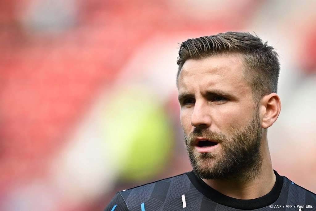 Manchester United-trainer Ten Hag mist mogelijk Shaw tegen Luton