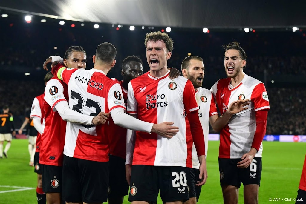 Feyenoord verspeelt voorsprong (1-1) en wacht zware taak in Rome