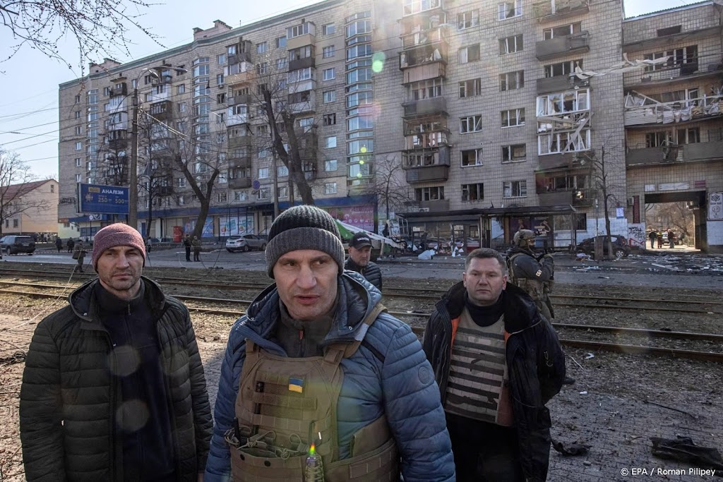 Burgemeester Kiev kondigt 35 uur durende avondklok aan