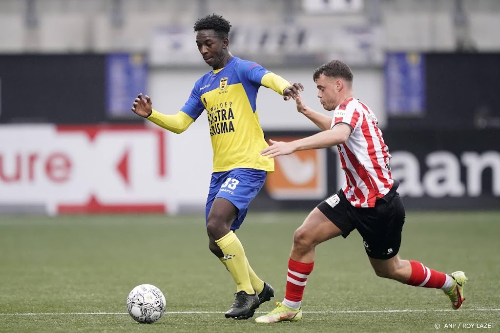 Cambuur waardeert contract verdediger Van der Meer op