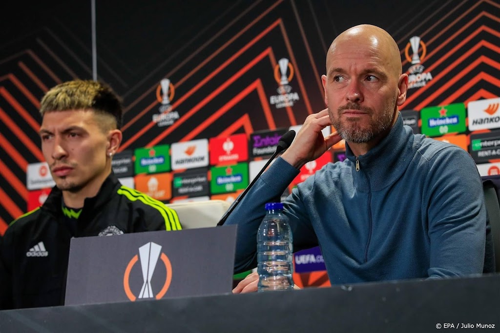 Ten Hag gaat geen spelers sparen en mist Antony in Sevilla
