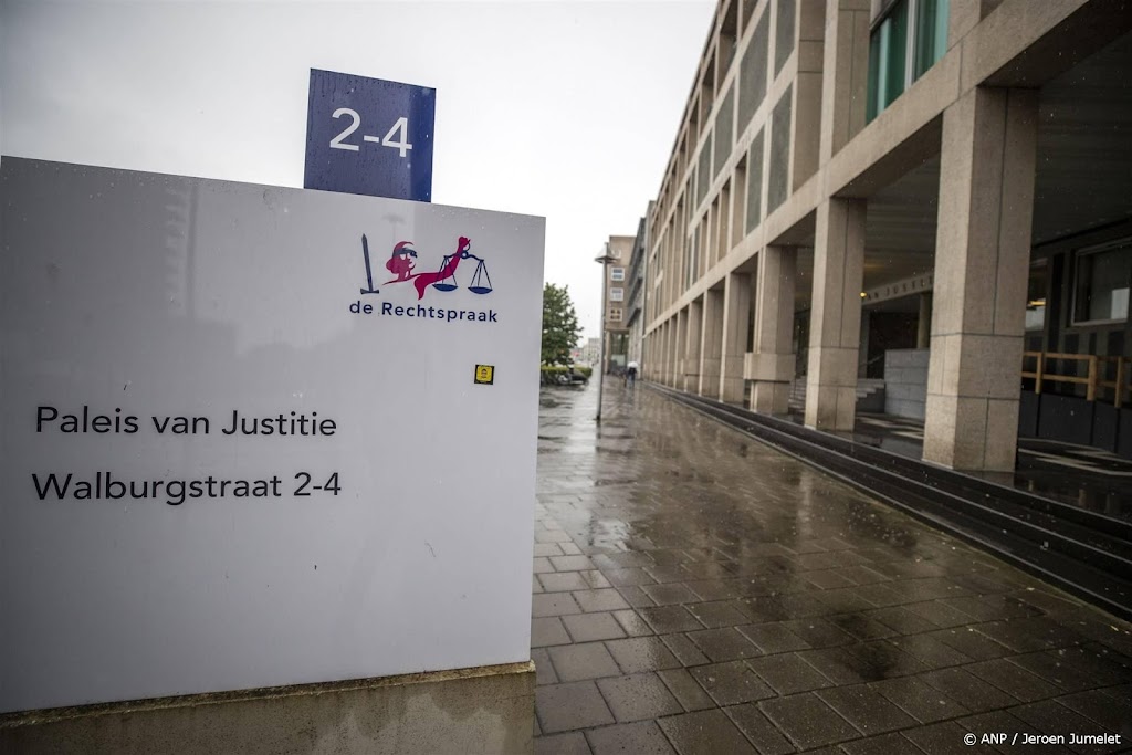 Verdachten horen strafeisen in zaak over zelfdodingsmiddel