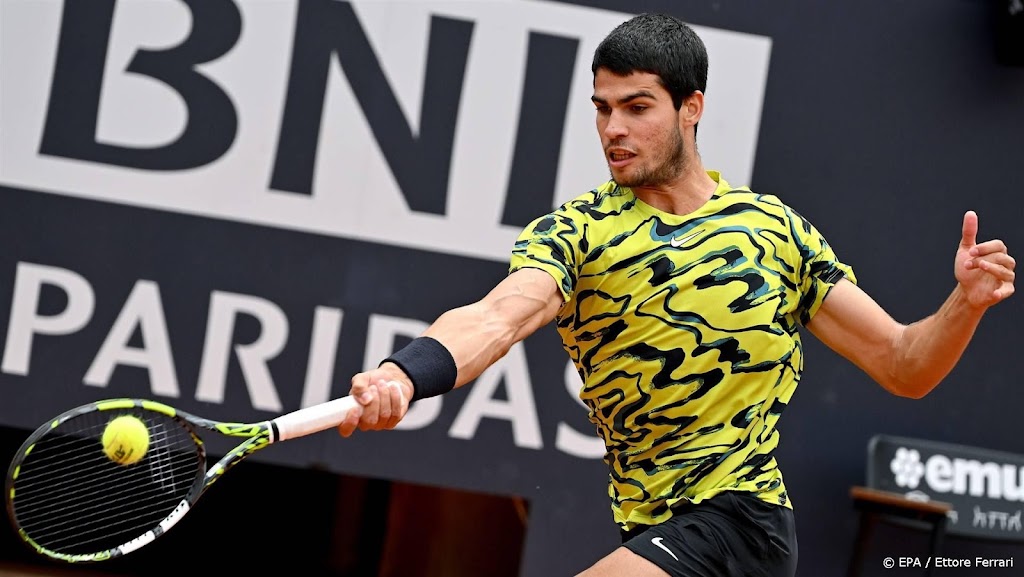 Alcaraz verliest in Rome van Hongaarse nummer 135 van de wereld