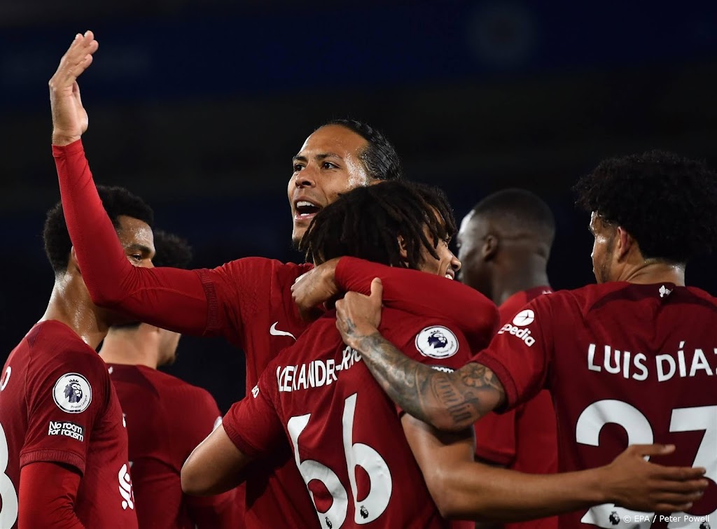 Liverpool houdt kans op Champions League na zege in Leicester