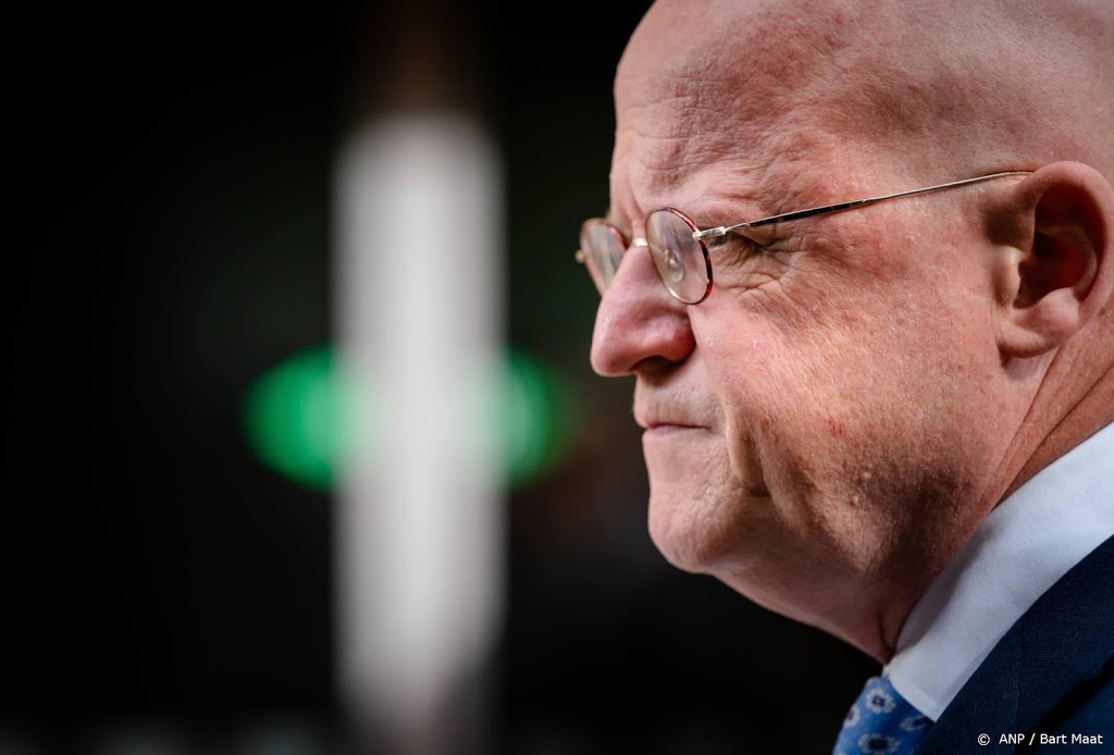Grapperhaus: De Vries onderdeel van fundament van de rechtsstaat