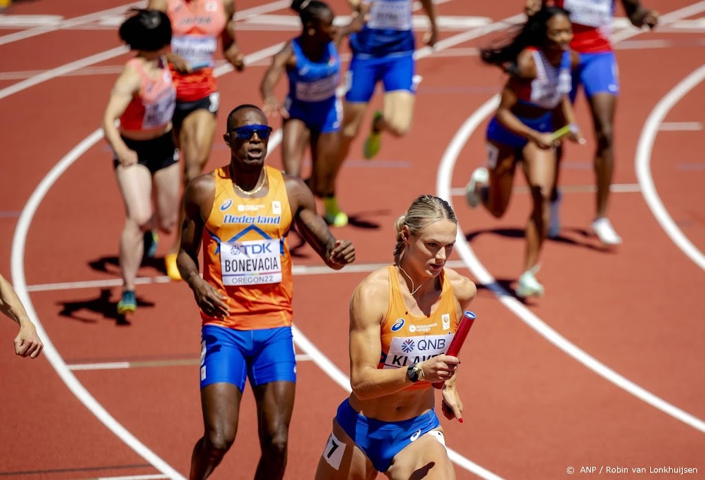 Estafetteteam 4x400 gemengd naar finale WK atletiek