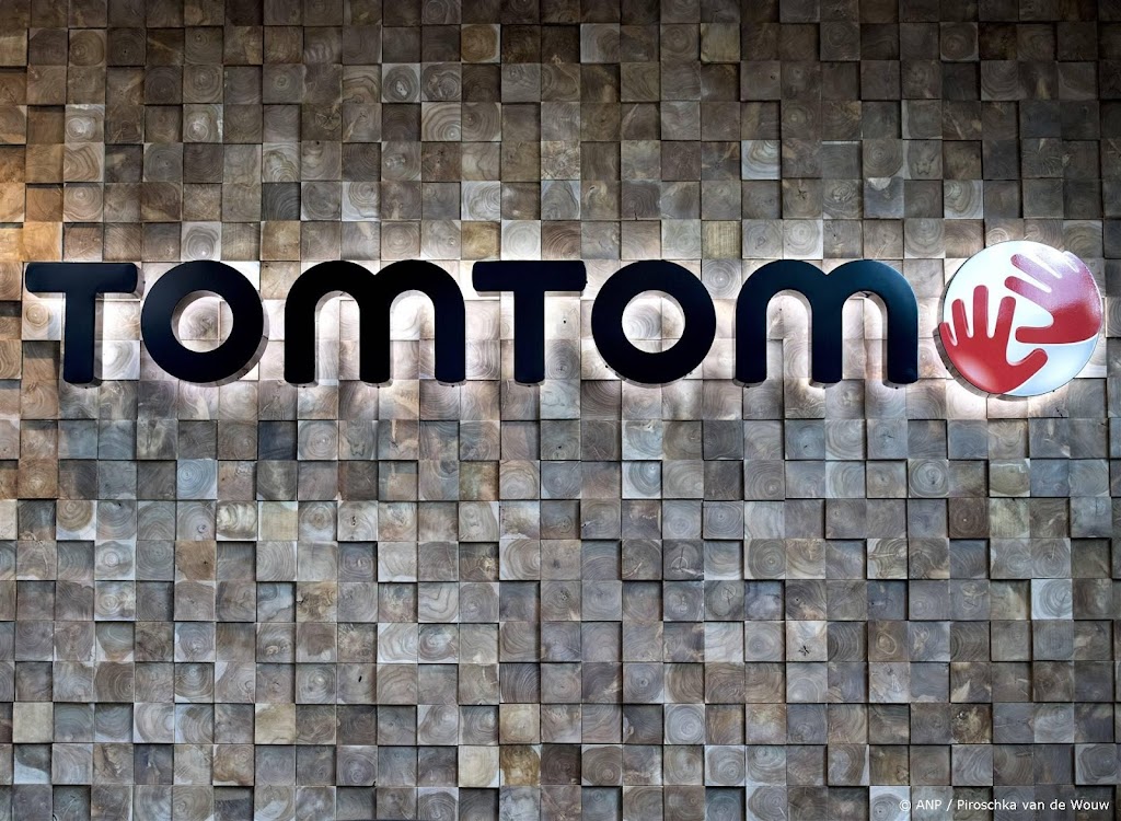 TomTom zakt op Damrak na omzetwaarschuwing