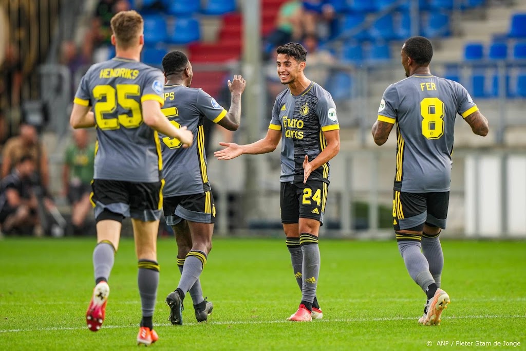 Feyenoord scoort viermaal en heeft geen kind aan Willem II