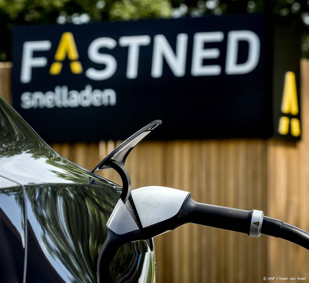 Uitbater snellaadstations Fastned ziet verlies en omzet stijgen