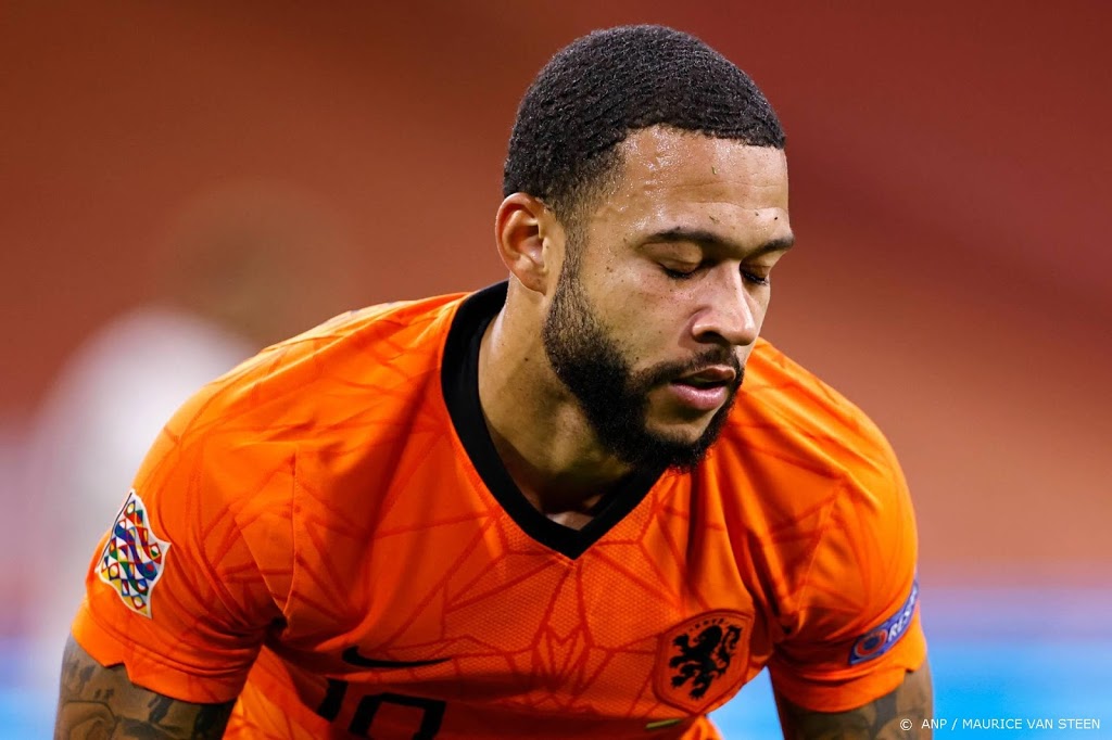Memphis ondanks transferperikelen in selectie Lyon