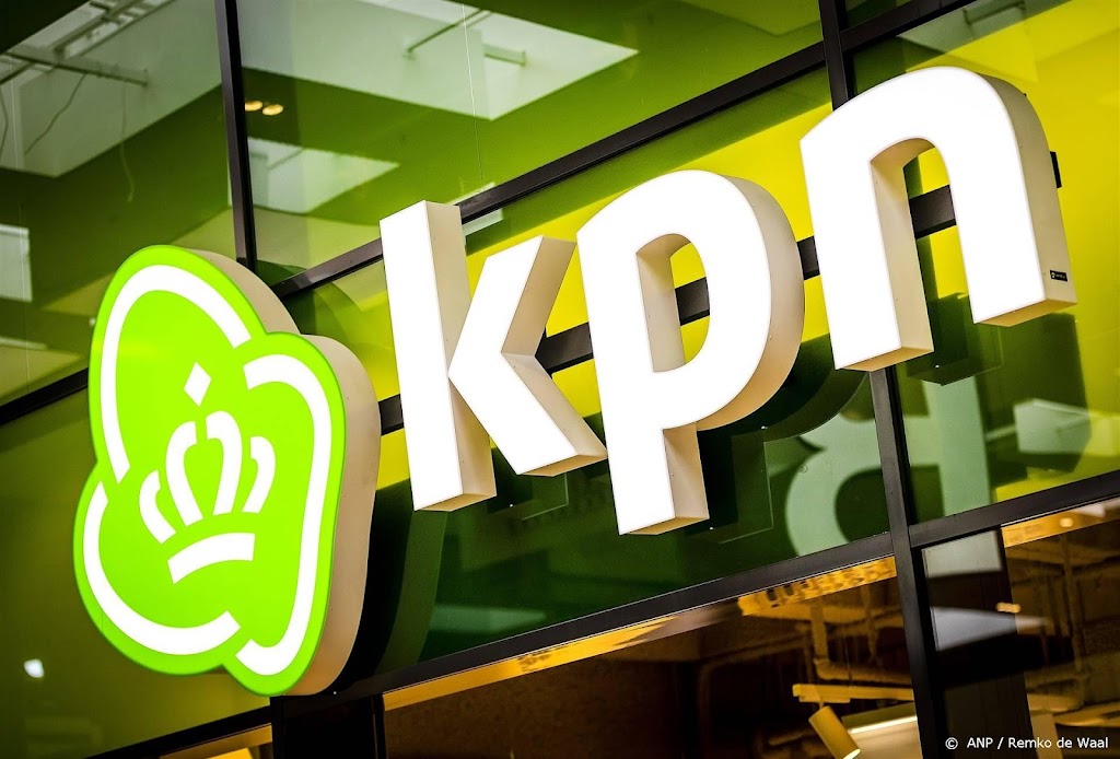 Aandacht voor KPN en Heineken op Damrak