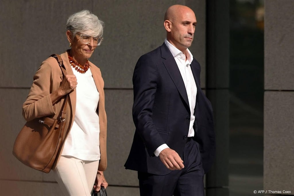 Media: Spaanse voetbalsters blijven nationale ploeg boycotten
