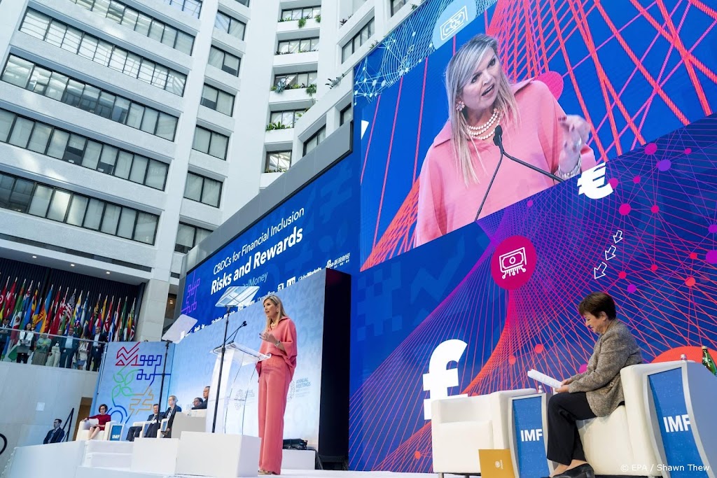 Máxima: 1,4 miljard mensen hebben nog steeds geen bankrekening