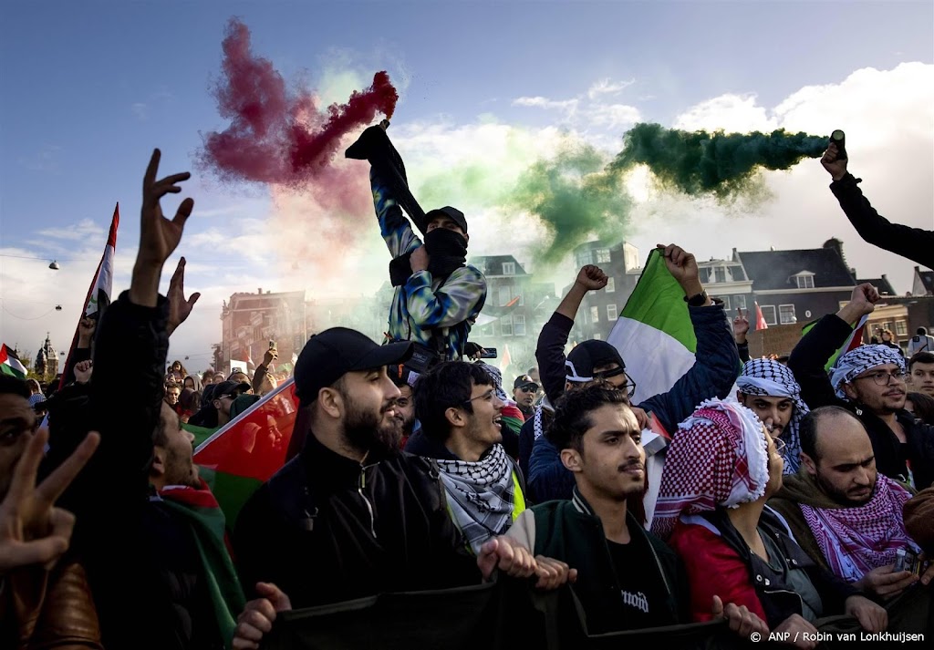 15.000 deelnemers bij pro-Palestina-mars, drie aanhoudingen