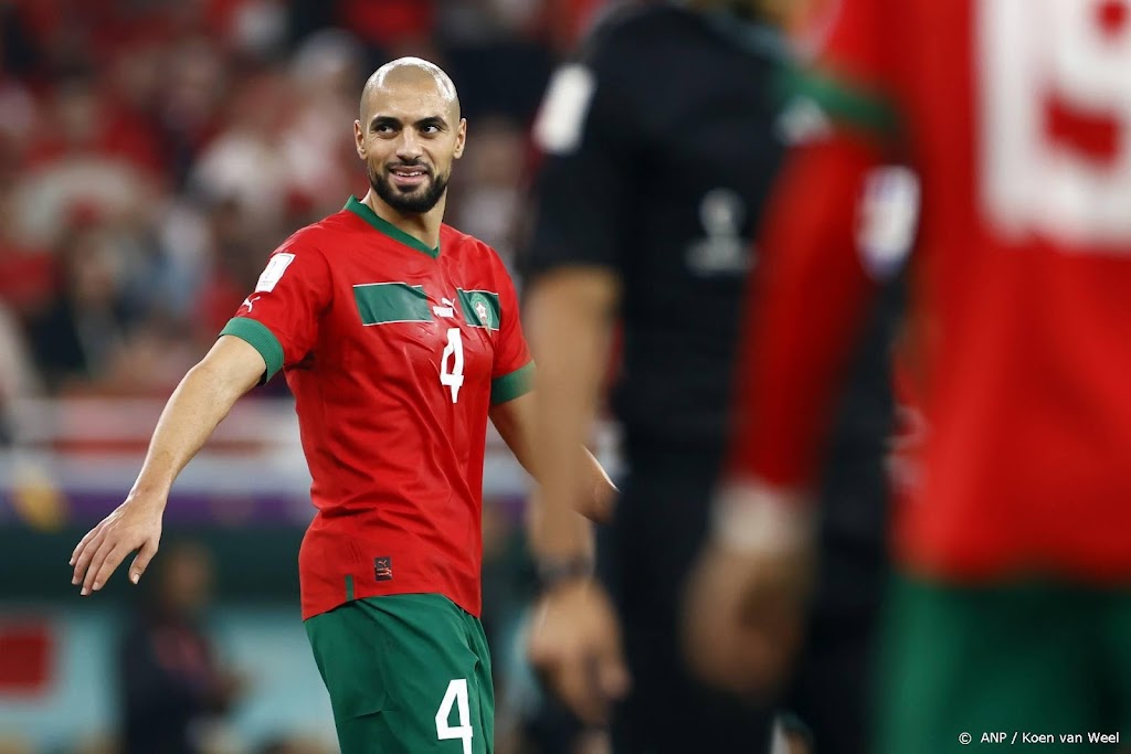 Amrabat baalt na 'pijnlijk' verlies Marokko tegen Fransen op WK