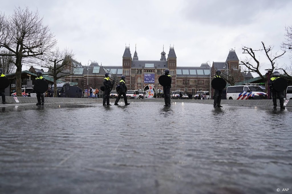 Museumplein toneel van 'herdenking van de koffieslag'