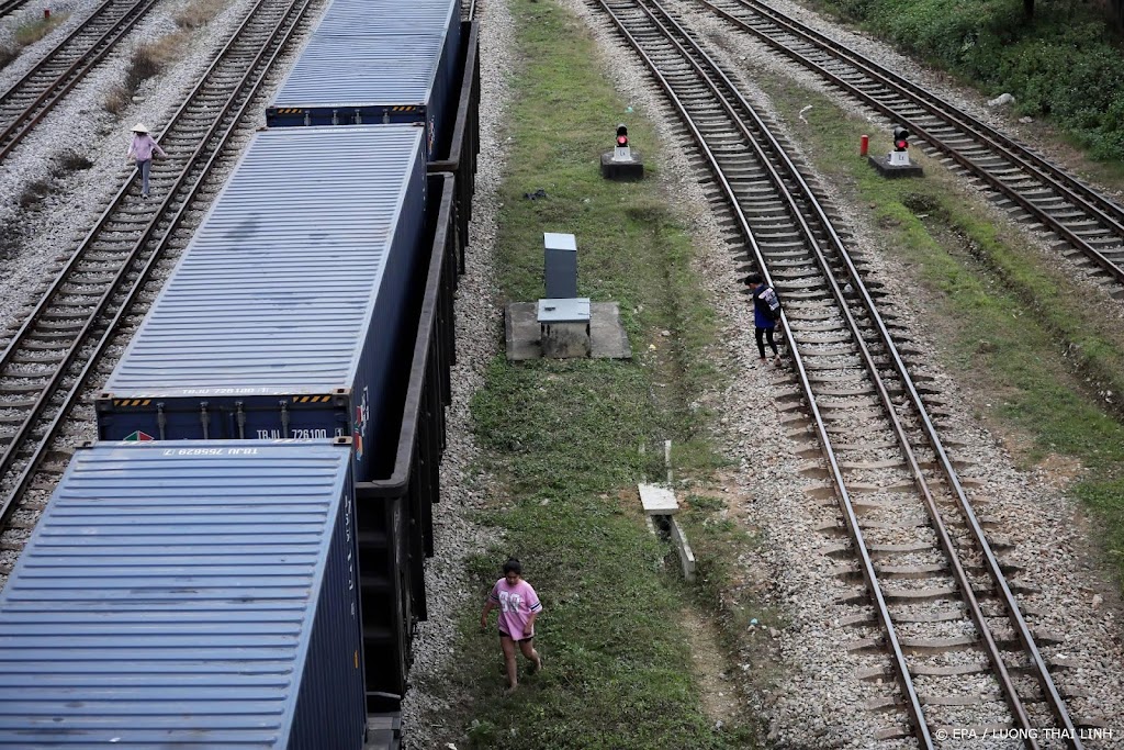 Noord-Koreaanse goederentrein komt aan in China