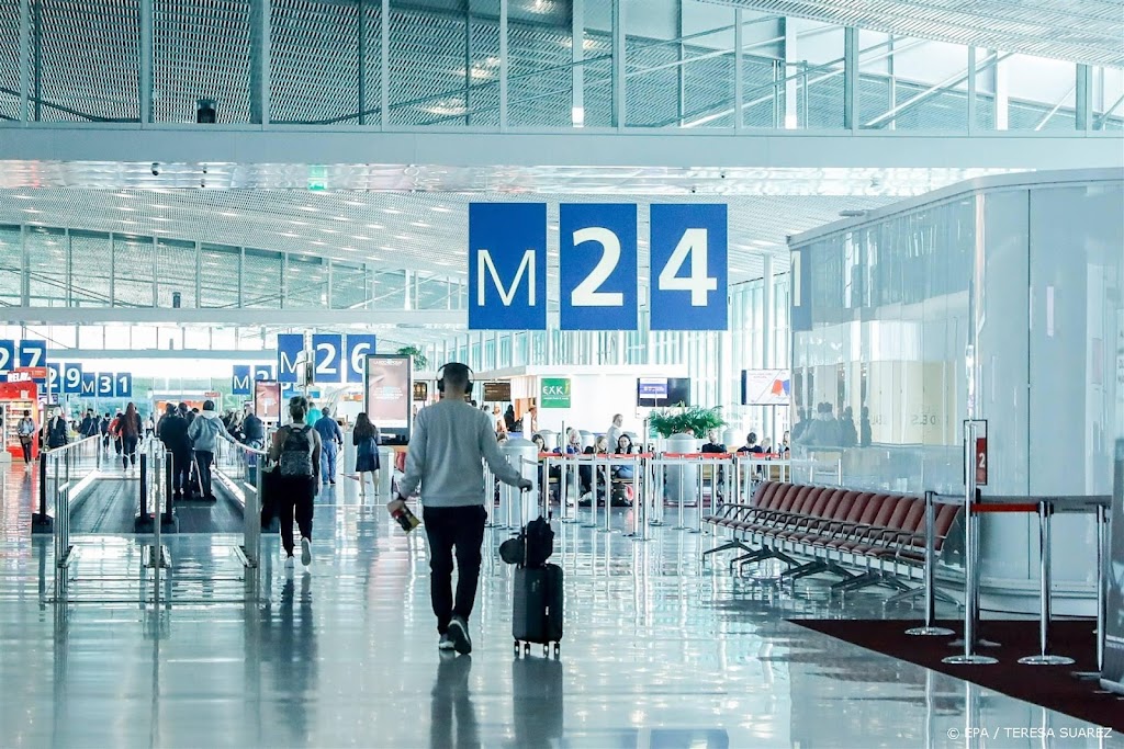 Passagiersaantallen luchthavens Parijs nog onder niveau pre-corona