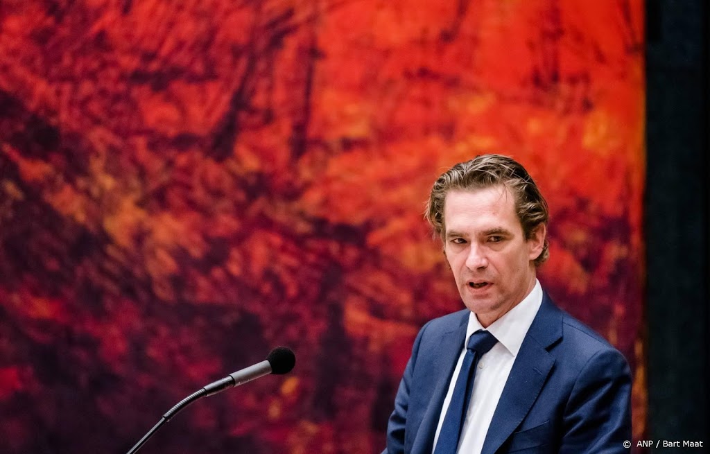 Van 't Wout: economische krimp hakt er stevig in