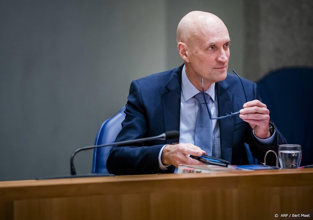 Kamer debatteert over versoepeling coronamaatregelen