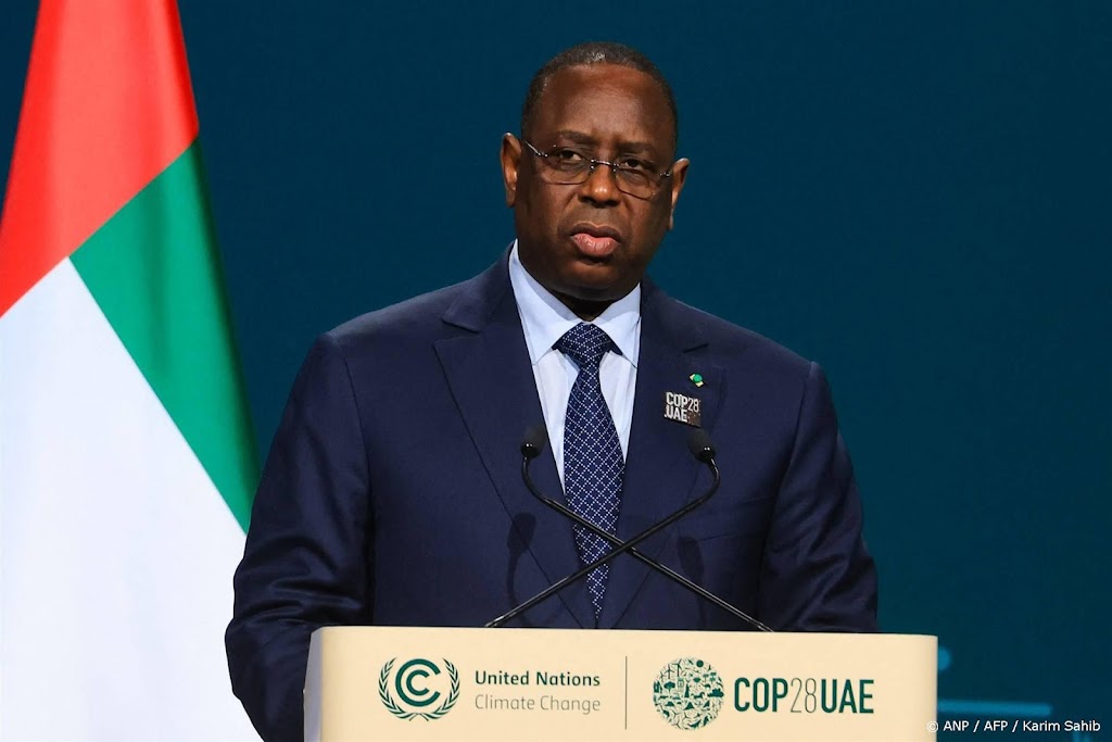 President Senegal zegt zo snel mogelijk verkiezingen te houden