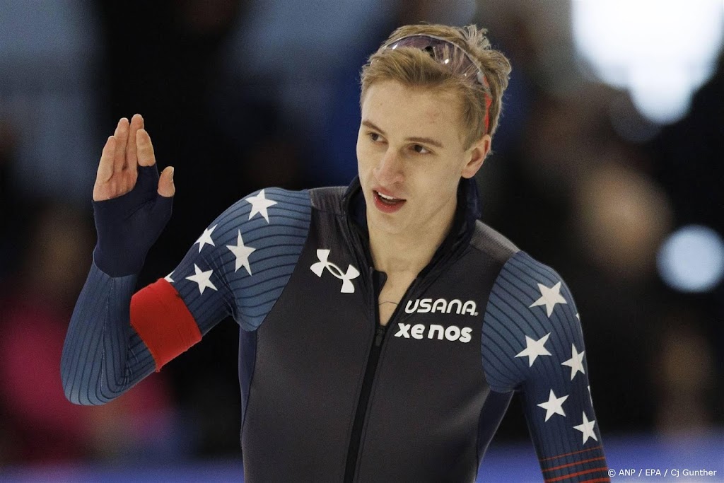 Schaatser Stolz met supertijd opnieuw wereldkampioen op 500 meter