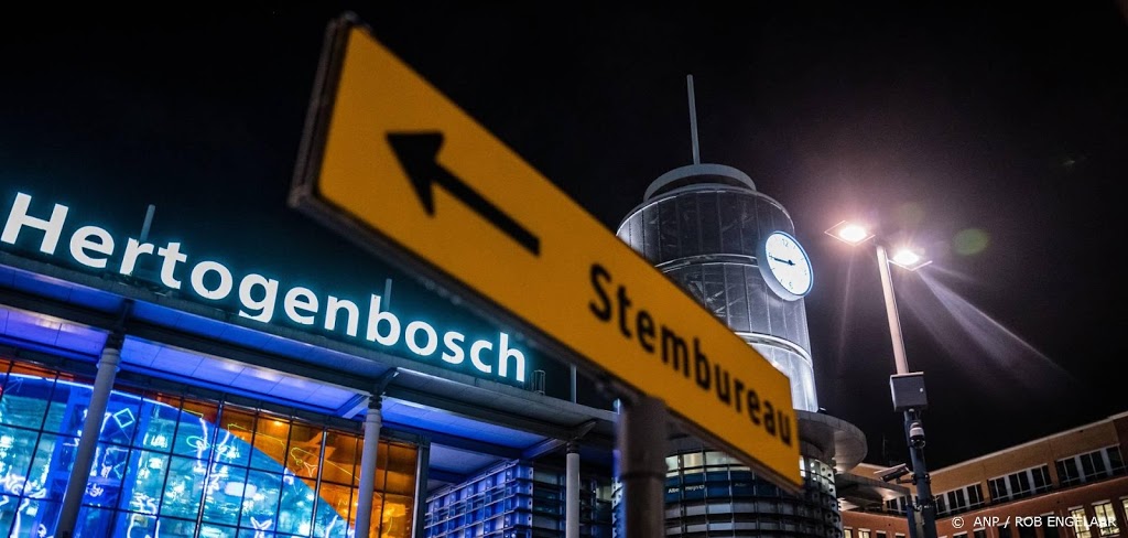 Stembureaus op station ook op tweede dag niet drukbezocht