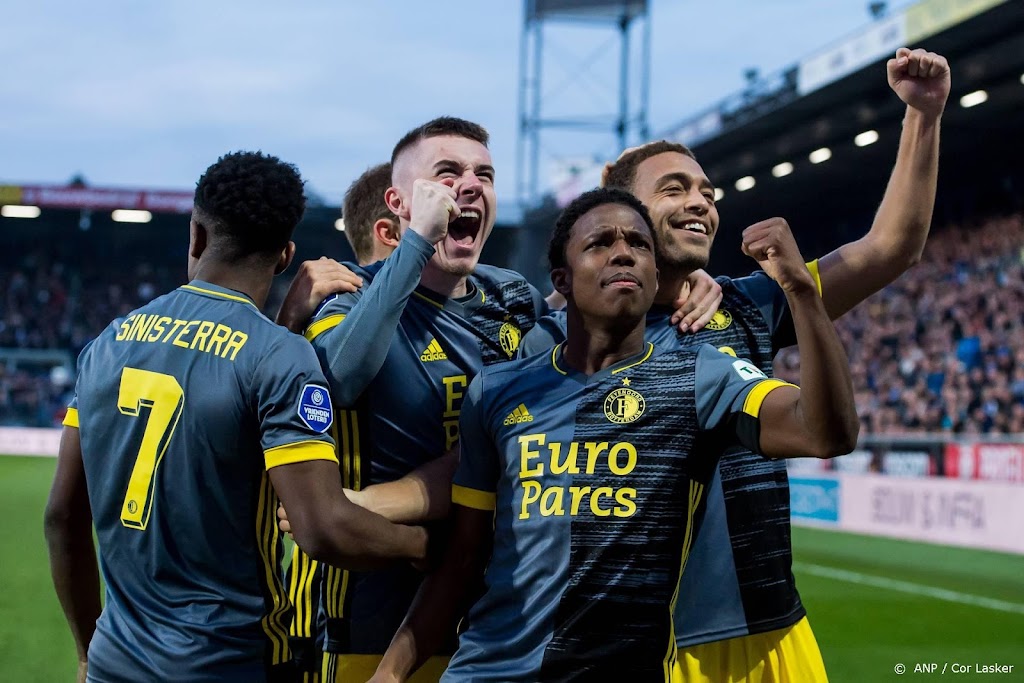 Feyenoord en RKC spelen oefenwedstrijd voor Oekraïne