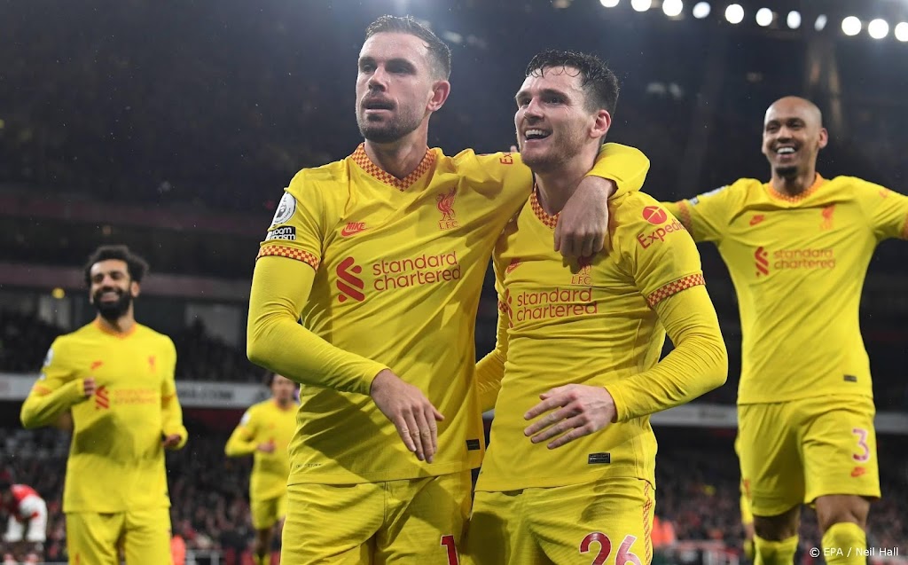 Liverpool wint bij Arsenal en nadert Manchester City tot op punt
