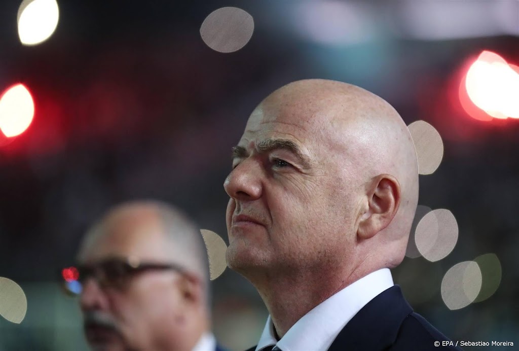 Infantino pronkt met financiële cijfers FIFA en prijst zichzelf