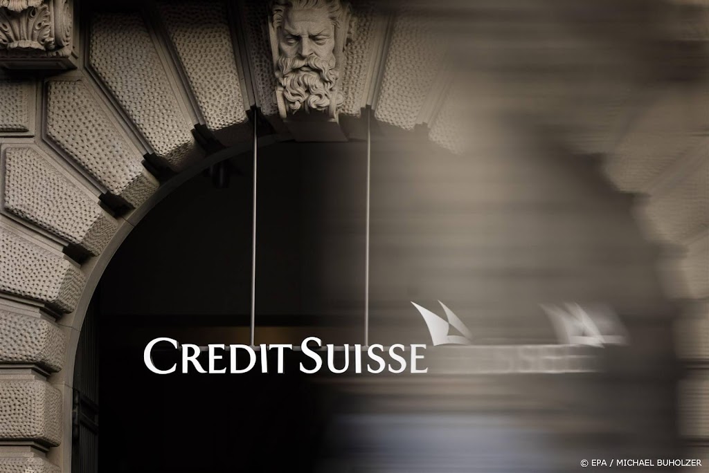 Topman Credit Suisse roept personeel op hoofd koel te houden