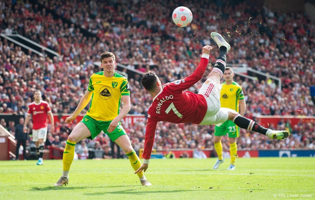 Ronaldo leidt Manchester United met hattrick langs Norwich City