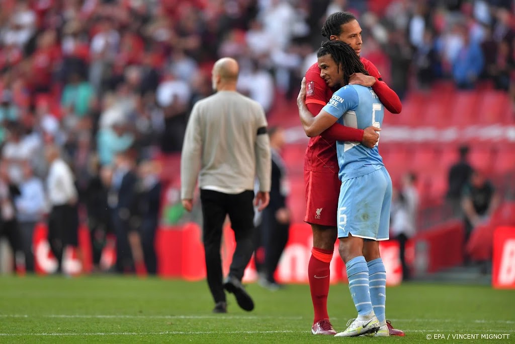 Van Dijk ziet Liverpool onnodig in de problemen komen tegen City