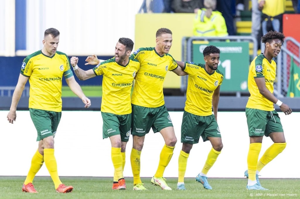 Fortuna Sittard komt met zege op Sparta boven de degradatiestreep