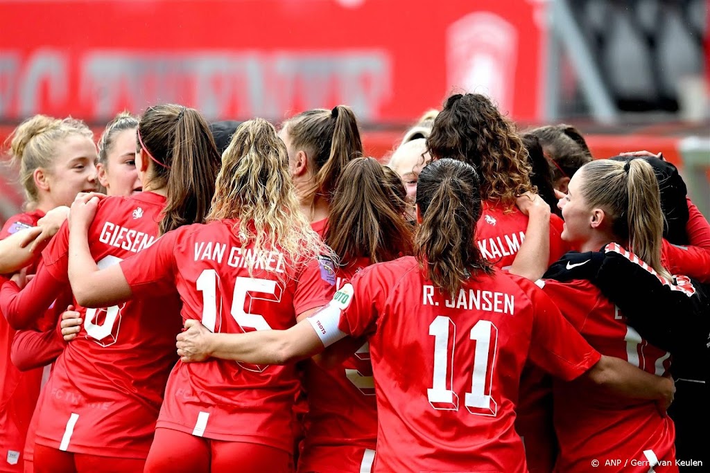 Voetbalsters FC Twente voorkomen PSV-finale in bekertoernooi