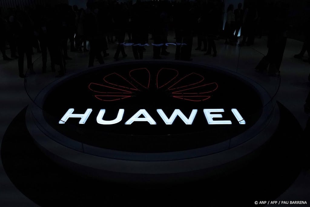Chinees techconcern Huawei 'blijft in Nederland investeren'