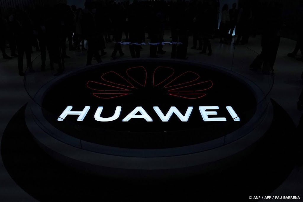 Chinees techconcern Huawei 'blijft in Nederland investeren'