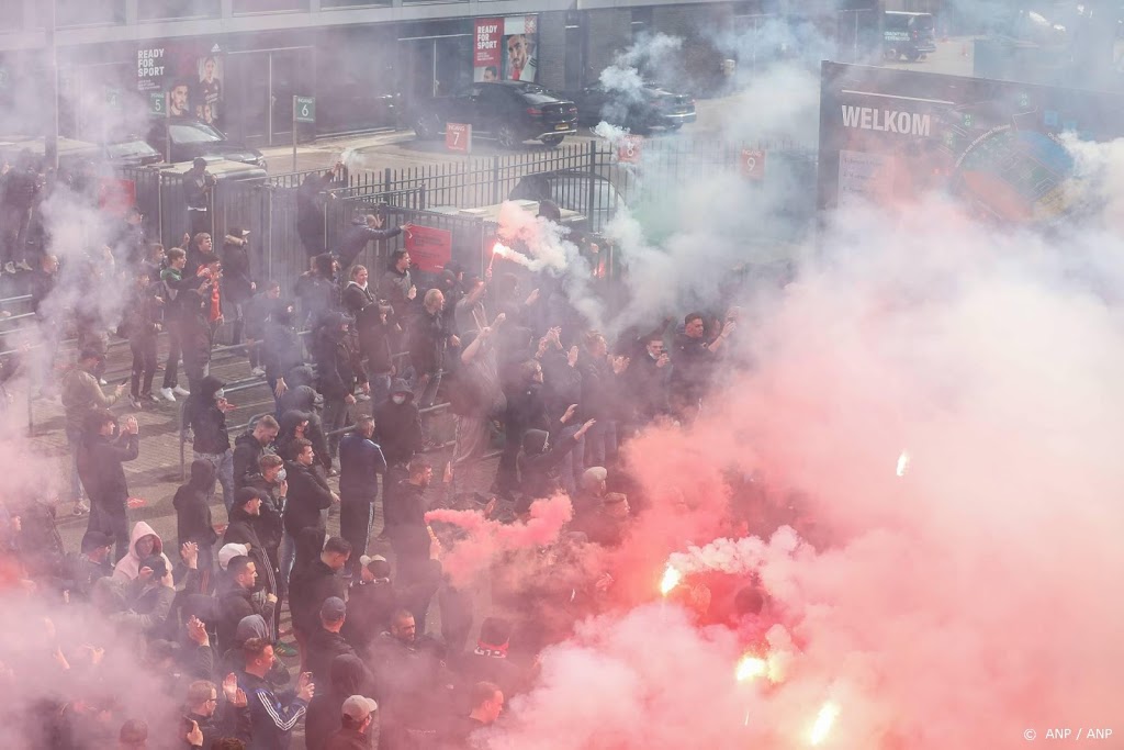 Feyenoord teleurgesteld in binnendringende supporters