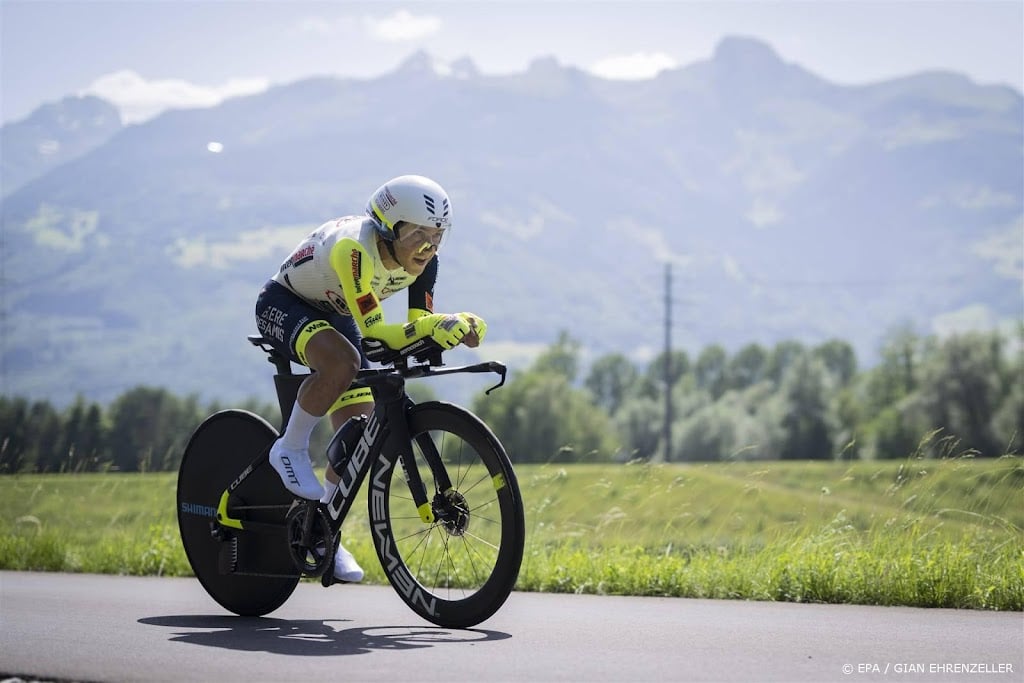 Nog meer wielrenners verlaten Giro d'Italia vanwege corona