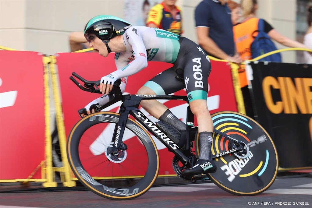 Italiaan Aleotti wint Ronde van Slovenië, slotetappe voor Healy