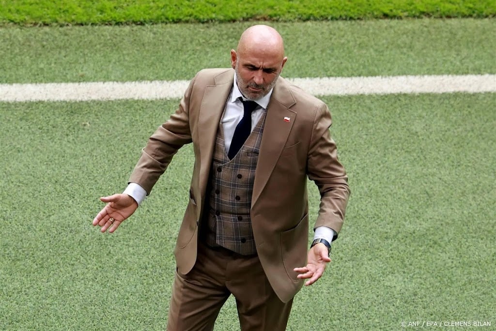 Poolse bondscoach bewaart rust na nederlaag tegen Oranje