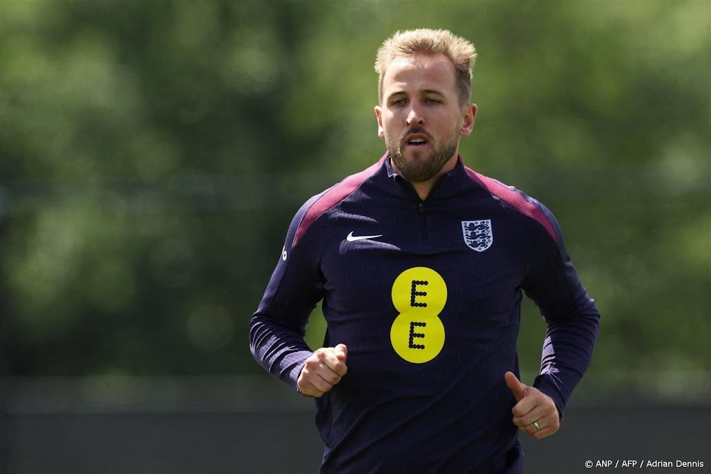 Recordoptreden Kane bij Engeland, Servië zonder Tadic
