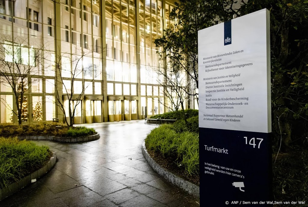 Datalek met gegevens 65.000 ambtenaren bij ministerie Justitie