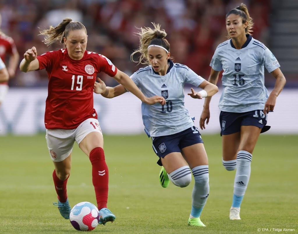 Spanje door op EK na zege op Denemarken, Duitsland wint weer