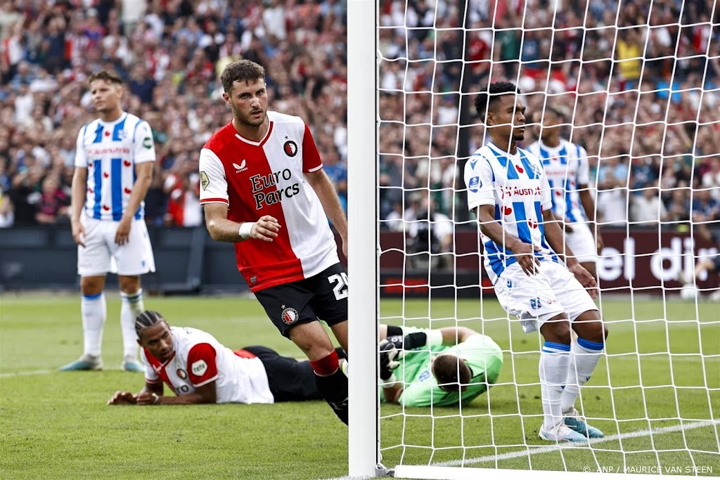 Feyenoord wint weer ruim en doet vertrouwen op voor Celtic