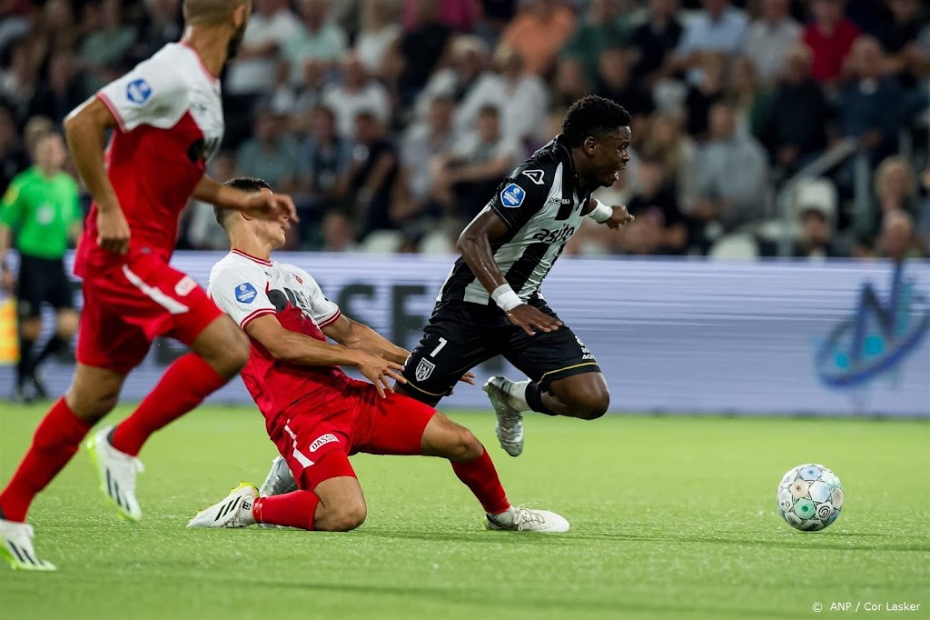 Trainer Jans debuteert bij FC Utrecht met overwinning